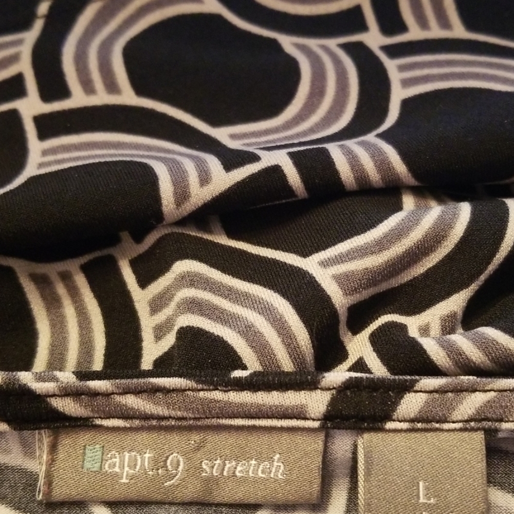 APT. 9 Geometric Blouse with Belt Size Large - Picture 4 of 6
